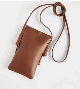 Madewell NOWT $ 58 The Leather Smartphone Crossbody Bag in Rustic Twig Brown - Bild 1 von 6