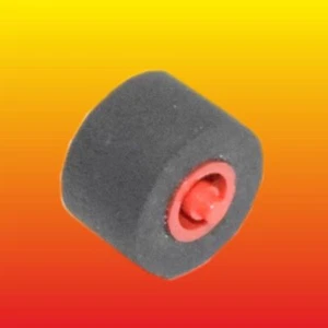 RUBBER PINCH ROLLER FOR CASSETTE DECK (10 x 6 x 9.2) mm NEW - Picture 1 of 3