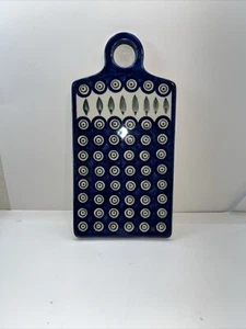 Boleslawiec Polish Pottery Cutting Cheese Board  11" x 5.5" - Picture 1 of 9