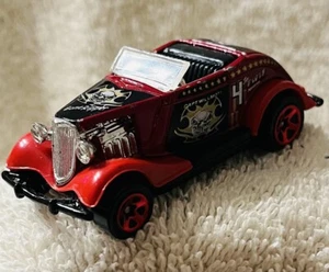 Hot Wheels 1996 Red BoneRipper - Capt. Willmott - The Eagle Squadron - Picture 1 of 6