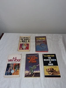Vintage A.E. Van Vogt Science Fiction Paperback Book Lot of Five  - Picture 1 of 11