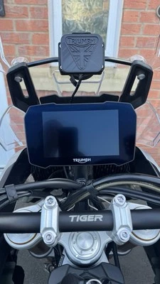 Garmin Zumo Xt & Xt2 Dock Mount Cover Triumph Protect Those Charging Pins - Image 1 of 4