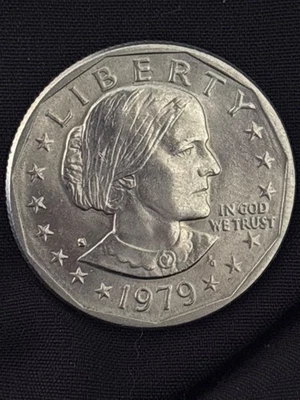 1979-S Susan B. Anthony Dollar Wide rim silver - Image 1 of 2