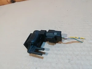 Mazda MPV 2004 Diesel 100kW Turbo solenoid valve K5T44090  - Bild 1 von 3