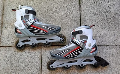 Street-Fighter Inline-Skates Pro 997 Größe 44 mit Schützer und Originalkarton - Bild 1 von 4