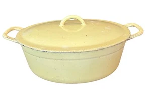 Vintage Descoware Belgium Yellow Enamel Oval Cast Iron Dutch Oven w Lid 3 Qt - Picture 1 of 17
