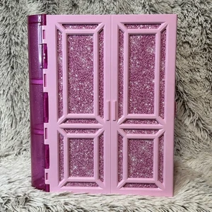 Mattel HXD59 Barbie Dream Closet Juguete Llevar Todo Armario Muñeca Accesorios y Almacenamiento - Imagen 1 de 17