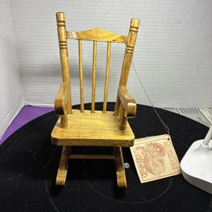 Mecedora de madera vintage muebles de muñeca babydoll balancín artesanal - Imagen 1 de 5