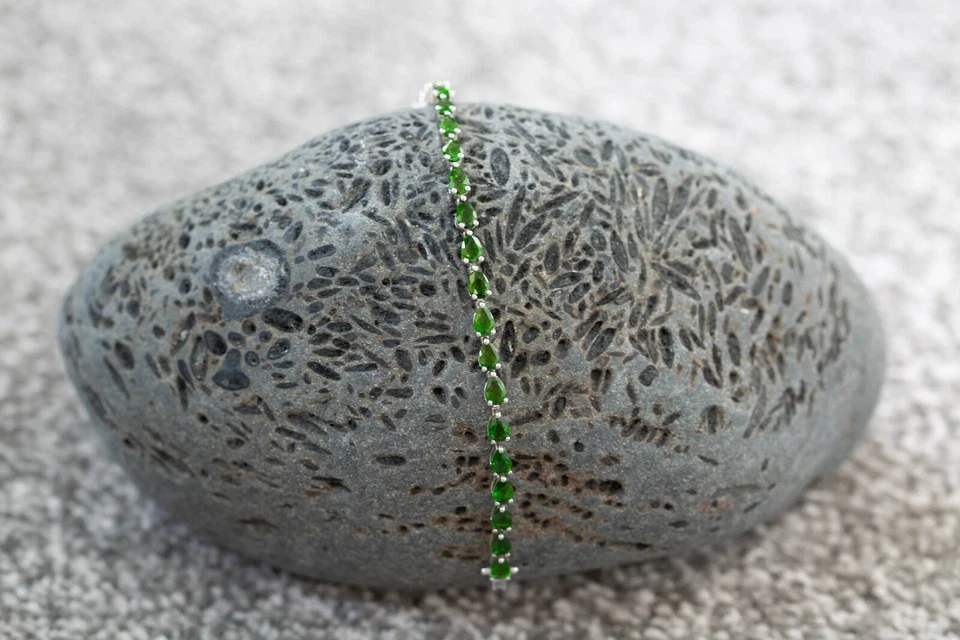 Pulsera de plata de ley con diopsido cromado Foto 1 de 1