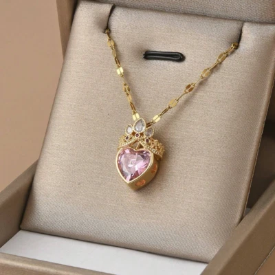 Moda Mujer Collar Corazón Colgante Cúbico Chapado en Oro 18K Acero Inoxidable Nuevo Foto 1 de 4