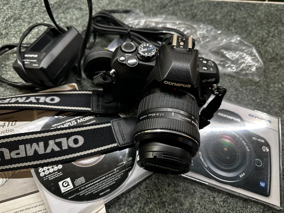 Cámara réflex digital Olympus E-410 + lente Zuiko 17,5-45 mm ¡SOLO 347 OBTURADORES! Foto 1 de 4