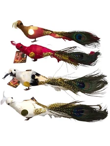 PAVONE MINIATURA UCCELLI POLISTIROLO CON PIUMAGGIO E FERRETTI PER AGGANCIO CM 25 - Bild 1 von 9