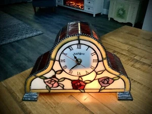 VINTAGE DALE TIFFANY STAINED GLASS DESK TABLE MANTLE CLOCK FLORAL PATINA 12”x 8” - Picture 1 of 20