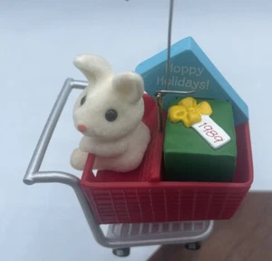 Hallmark Keepsake Ornament HOPPY HOLIDAY Conejo Flocado en Carro de Comestibles - Imagen 1 de 8