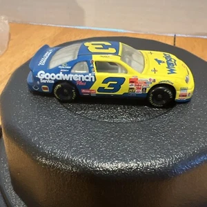 ACCIÓN 1:64 #3 COCHE DE CARRERAS FUNDIDO A PRESIÓN AZUL AMARILLO DALE WANHARDT WRANGLER CHEVY - Imagen 1 de 5