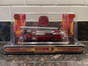 Code 3 Collectibles ‘Backdraft’ Chicago Fire Department Mack Ladder Co. 46 - Picture 1 of 7
