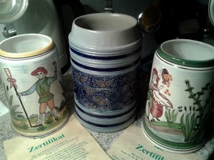 Holsten 2x und 1x KöPi Bierkrug ,1 Liter,Porzellan / Keramik Zinndeckel - Bild 1 von 3