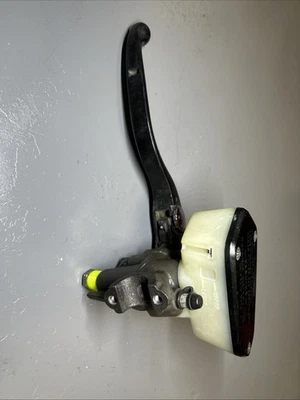 Kawasaki Concours 14 ZG1400 2012 ABS OEM embrague cilindro maestro y palanca #84 Foto 1 de 4