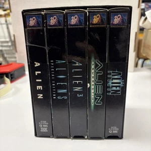 20th Anniversary Collection: The Alien Legacy (VHS 1999 5-Film Box Set) Complete - Picture 1 of 8