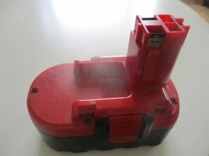 BOSCH 18V NI-MH 2.6Ah BATTERY FOR SPARES OR REPAIR - NOT WORKING - Picture 1 of 12