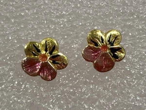 Vintage CARLA 14k Solid Yellow Gold Flower Enamel Post Stud EARRINGS 0.75 GRAMS - Picture 1 of 15