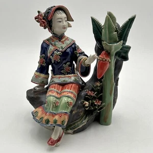 VTG 8" Chinese Wucai Porcelain Shiwan Lady Woman In Garden Figurine - Picture 1 of 24