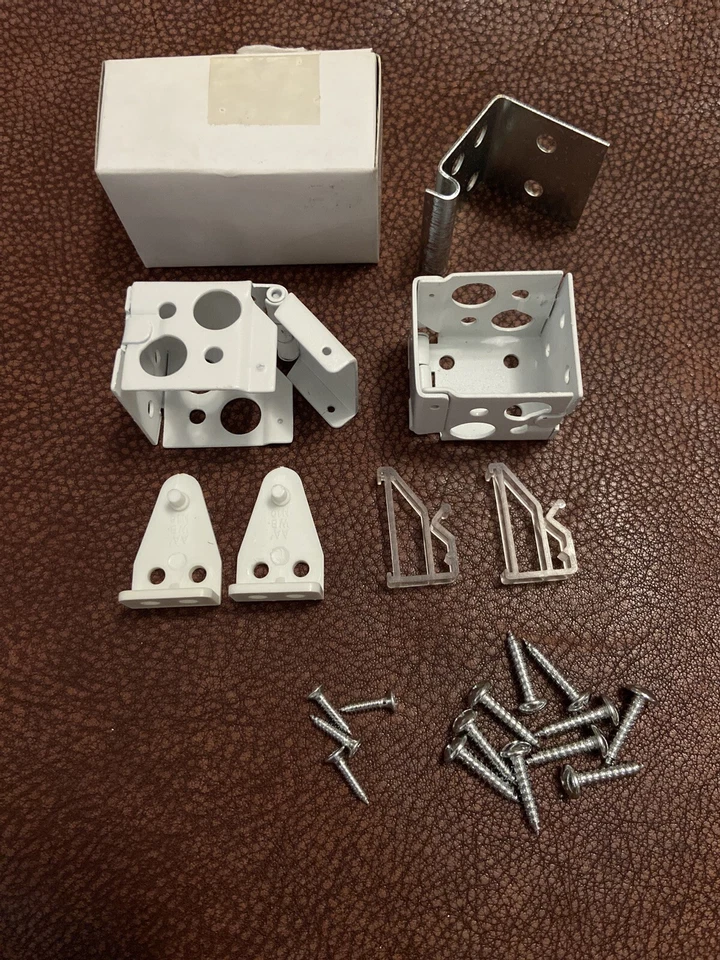 NEW 1" X 1” Mini Blind End Supports (Brackets) With Hardware, White Metal - Image 1 of 1