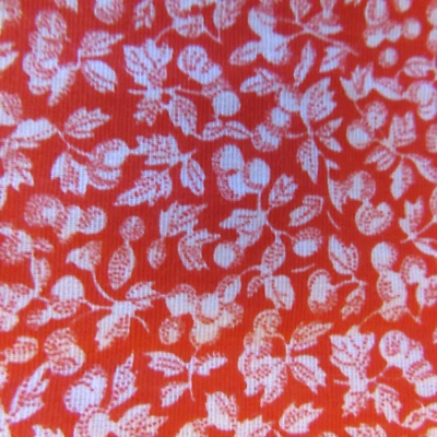 Acolchado artesanal vintage de algodón FAbric rojo con pequeñas flores blancas algodón 32"x44" Foto 1 de 4