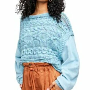 ๐ Free People ๐ XS ๐ Maglione maglia con cavo combinato blu sirena NUOVO ORIGINALE ๐ - Foto 1 di 11