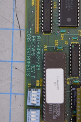 01-30953-704 / I-O MOD, PLACA I-O 96, I-O DISCRETA / INSTRUMENTOS TEXAS, INC Foto 1 de 4