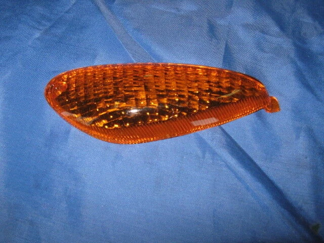 Piaggio NRG 50 mc2 Blinkerglas hinten links Blinker Blinklichtkappe 294689 A8545 - Bild 1 von 1