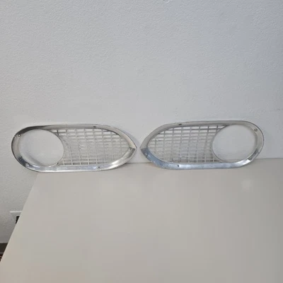 Ford Econoline Van 1961-1967, bisel de faros de camioneta, original Foto 1 de 4