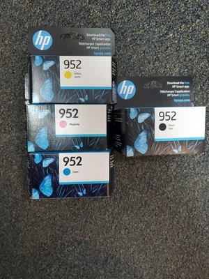 Cartuchos de tinta hp 952 - Caducados - VER fotos  Foto 1 de 4