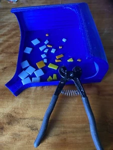 Mosaic Glass Cutting Box - Picture 1 of 7