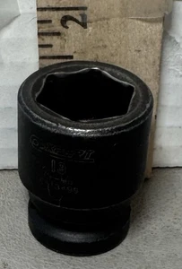 Expert by MAC Tools E113599 19MM socket - Picture 1 of 4