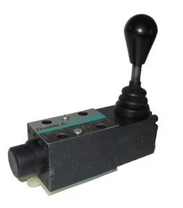 NEU Double A Hydraulik USA, QFR-3-FF-10C1, 5000psi-P,A,B HEBELBETRIEBEN 16GPM - Bild 1 von 13