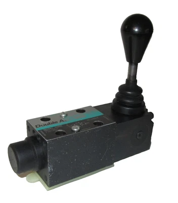 Новый двойной A гидравлика США, QFR-3-FF-10C1, 5000psi-P, A, B рычаг работает 16gpm - Изображение 1 из 4