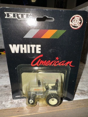 White American 60 Row Crop Tractor 2 Wheel Drive  Rops 1/64 Scale Gray - Image 1 of 4
