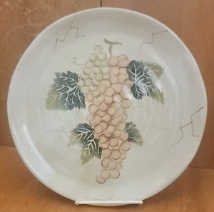 Tabletops Unlimited CABERNET Dinner plate 11 1/4", Grapes, Excellent - Picture 1 of 5