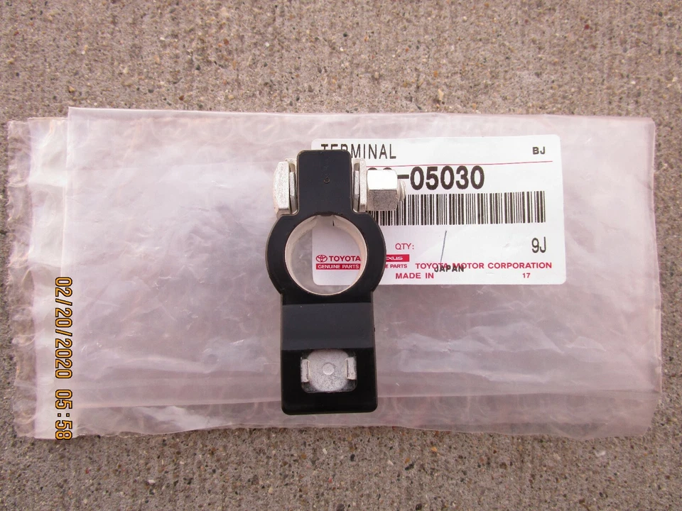 FITS: 85 - 89 TOYOTA MR2 POSITIVE BATTERY TERMINAL CONNECTOR OEM BRAND NEW - Image 1 of 3