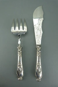 Superbe ensemble de couvert à servir le poisson, manche argent fourré, Louis XV. - Picture 1 of 10