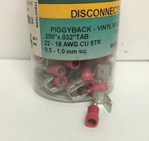 panduit dv18-250p-ly disconnect red vinyl insulated  #12152 - Picture 1 of 8