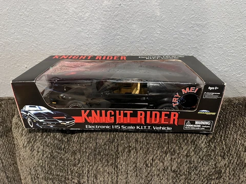 KNIGHT RIDER Electronic 1:15 Scale K.I.T.T. Car Diamond Select NIB SEALED 2012 Cover