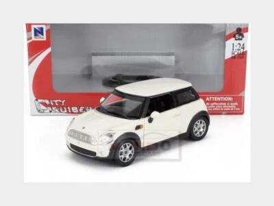 1:24 NEWRAY Mini Cooper 2006 White NY71023WH Model - Image 1 of 2