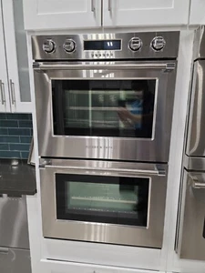 WODV230N-25-0409-FISHER AND PAYKEL 30" ELECTRIC DOUBLE WALL OVEN DISPLAY - Picture 1 of 10