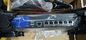 Routeur de passerelle de services Juniper SRX210HE2-POE - Photo 1/5