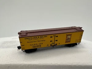 Dingfelder & Balish, 40' Wood Reefer, Rd# DABX 109 - Picture 1 of 2