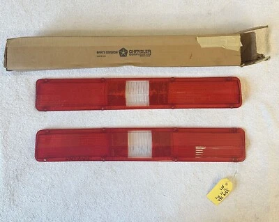 Par de lentes traseras MoPar NOS 1971 Plymouth Fury III Sport Fury GT LH RH DS PS Foto 1 de 4