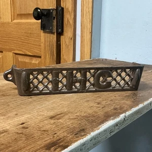 Vintage IHC Cast Iron Sign Cutout Toolbox Tractor Implement Attachment Box 156B - Picture 1 of 18