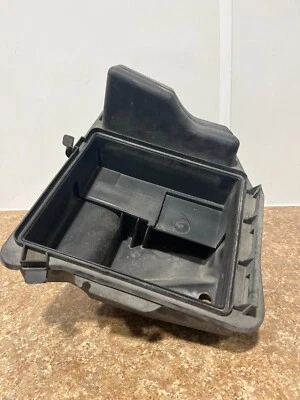 Dodge Caravan 2003 filtro de aire inferior caja limpiador 3,3 L Foto 1 de 4